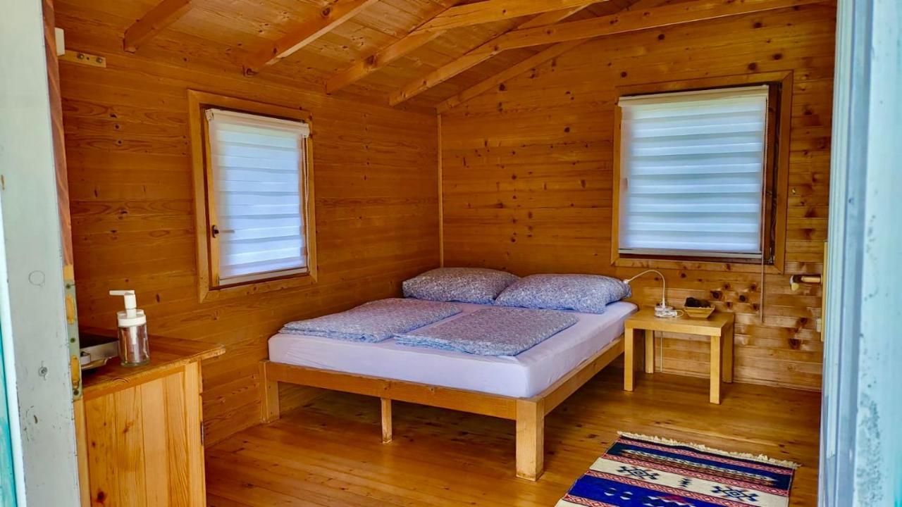 Una Kamp Hotel บอซันสกาครูปา ภายนอก รูปภาพ
